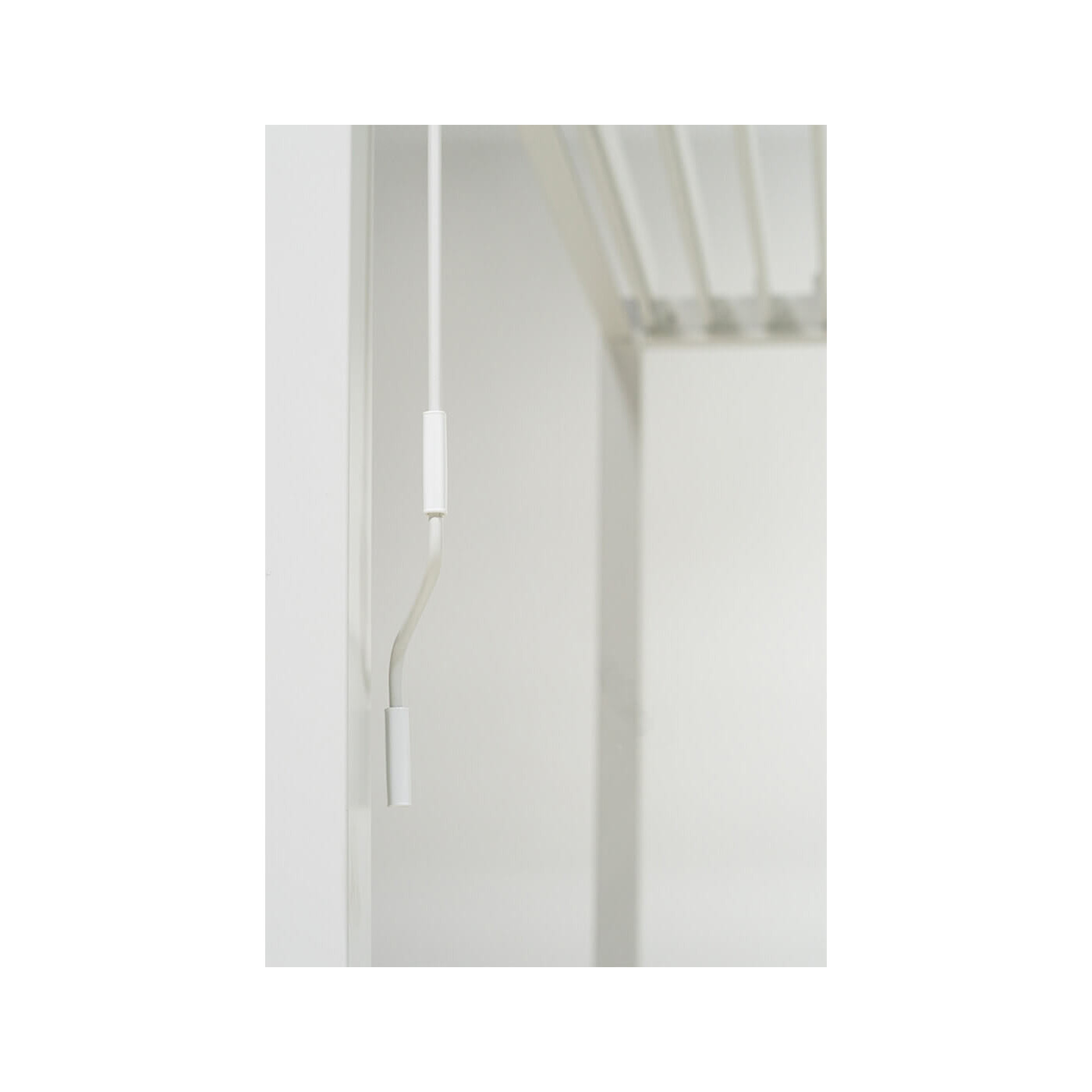 Detale manualne sterowanie dachem pergoli ogrodowej 3x4 Premium White Gutroof