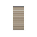 Elegance/Deluxe/Fusion panel żaluzjowy poziomy regulowany, 1.2 m, woodgrain, zamontowany na pergoli w aranżacji ogrodowej
