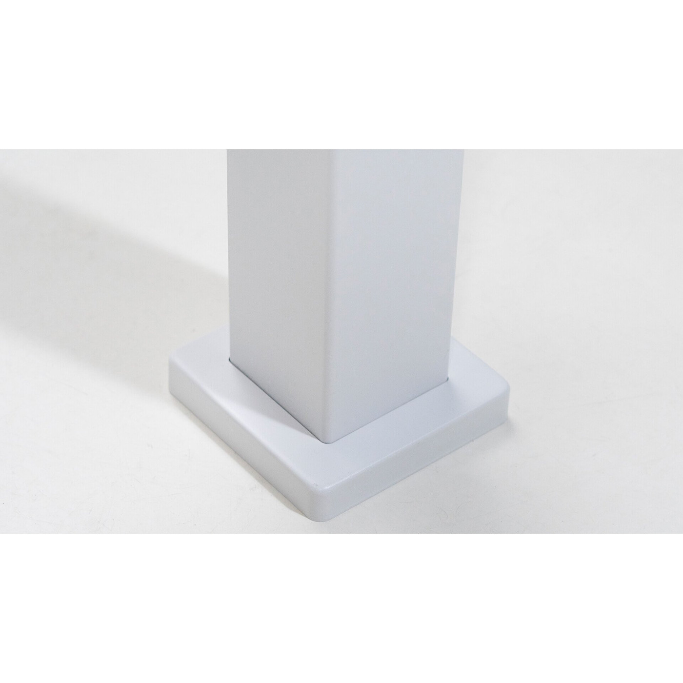 Detale noga pergoli ogrodowej 3x4 Premium Wall White - Gutroof